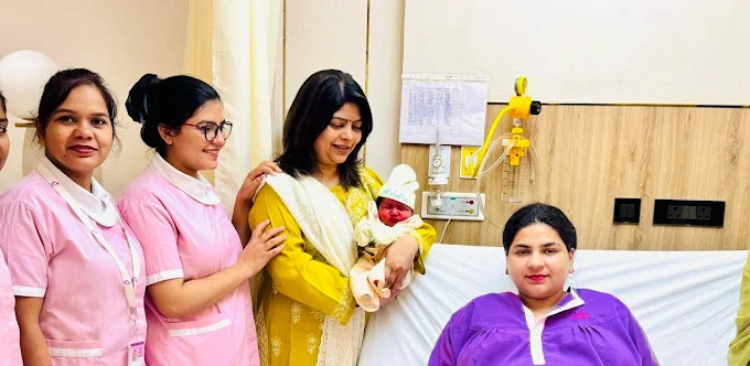 Dr. Bhavya Rathore clinic — patient care moment 46