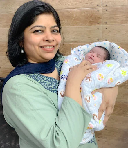 Dr. Bhavya Rathore clinic — patient care moment 69