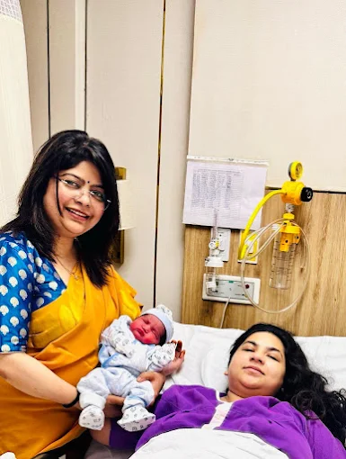 Dr. Bhavya Rathore clinic — patient care moment 8